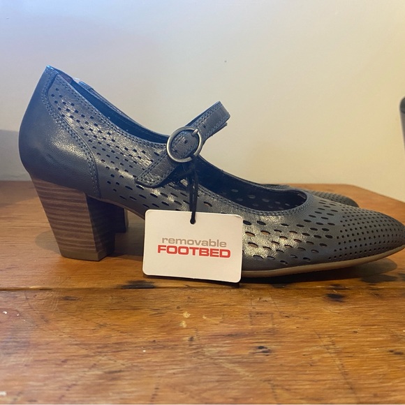 Tamaris leather Pump 40 - Picture 1 of 9